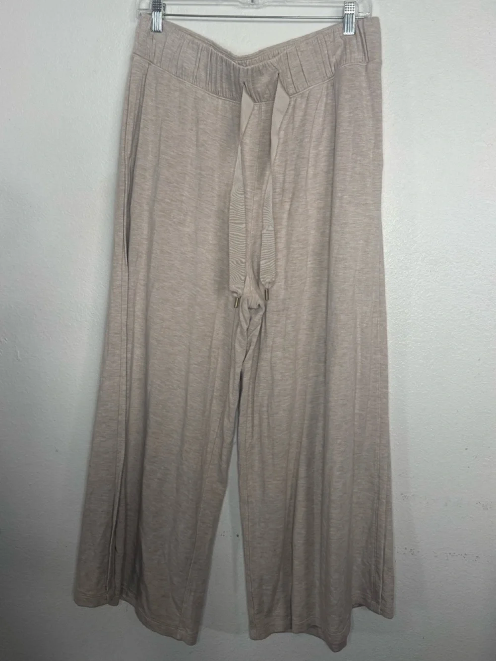Lululemon Seek Stillness Mid Rise Crop Heathered Cashew